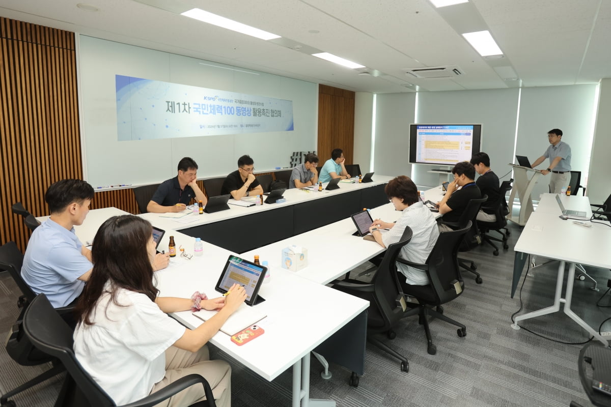 龙赛罗：不理解为何不判点球，可能裁判正在参加公司的圣诞晚宴
